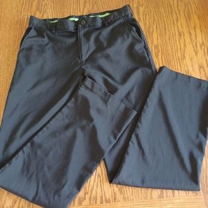 Izod black golf pants size 33x34